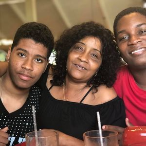 Meet your Posher, Cari